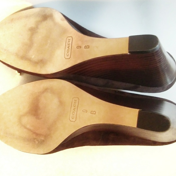 Coach 9M Brown Suede Irene Wedge - Picture 6 of 8